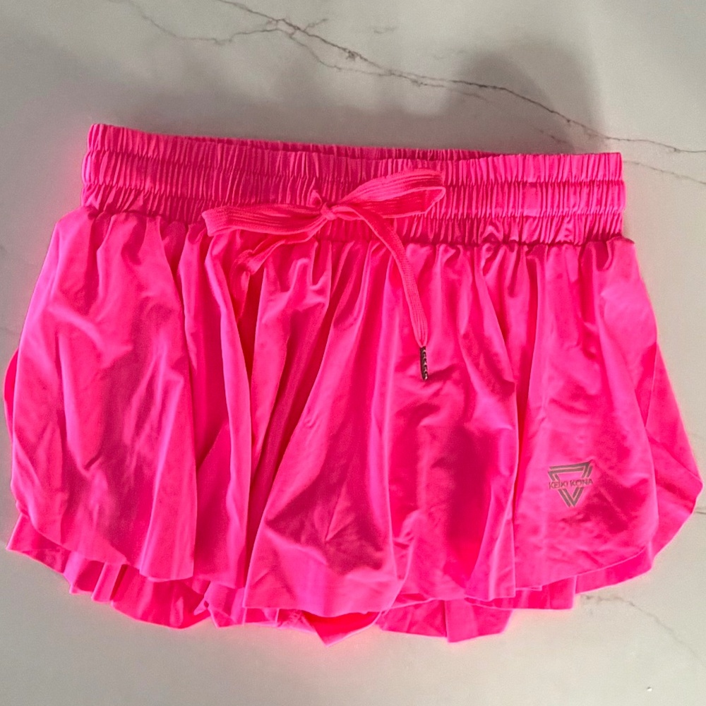 Keiki Kona Hot Pink 2-IN-1 FLOWY FITNESS SHORTS, Size Med